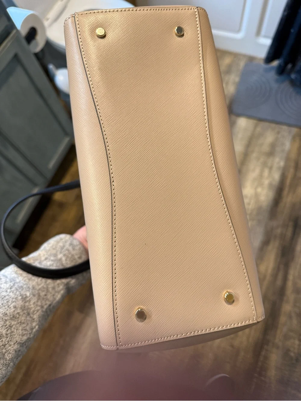 kate spade Staci medium Leather Tote - Neutral Blush/Black